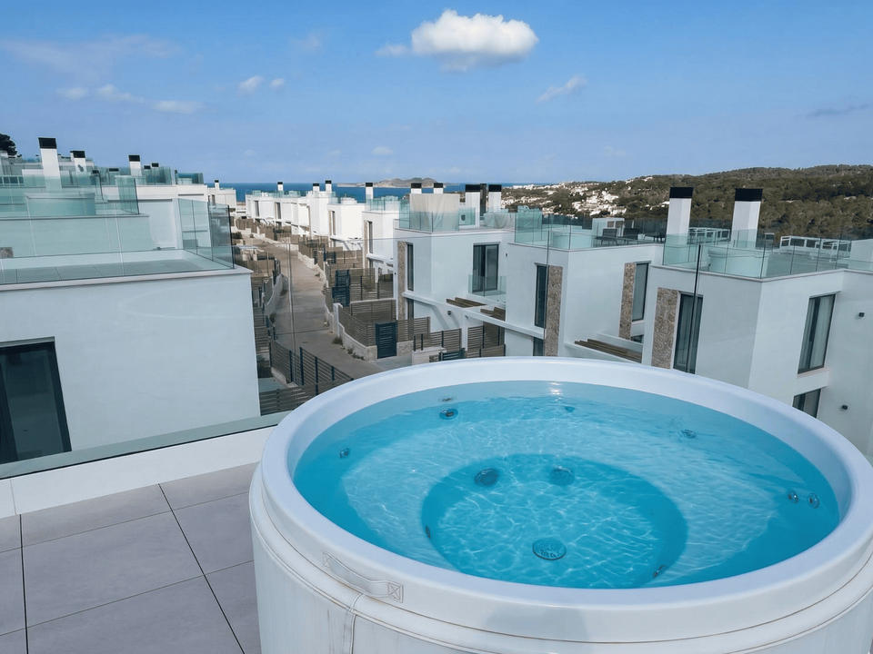 Villa i Cala Tarida, Ibiza - foto 2